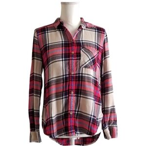 American Eagle Outfitters Red and Black Plaid Shirt